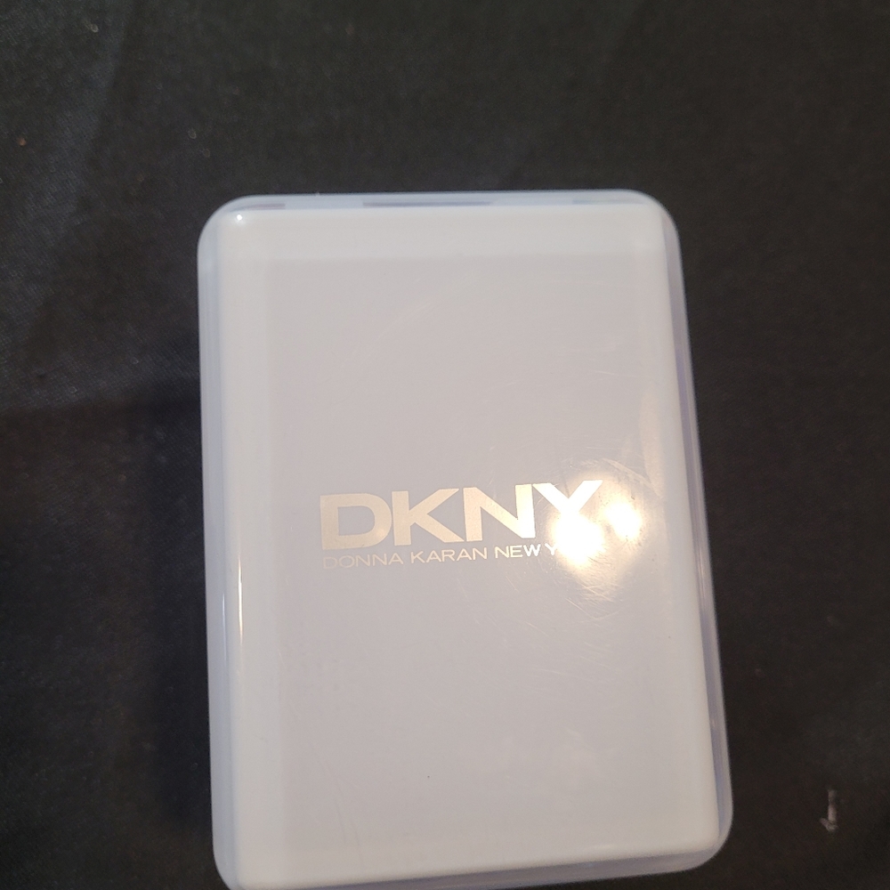 Vintage dkny crystal watch